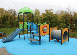 Active-landscapes-playground-oxforshire- supplier-equipment-CS-Underhill-Unit-2-new-toddler-unit-and-wetpour-installed-in-childrens-centre_small